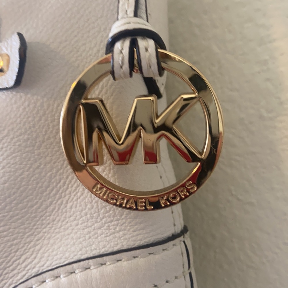 Vintage Micheal Kors side purse - Picture 2 of 3